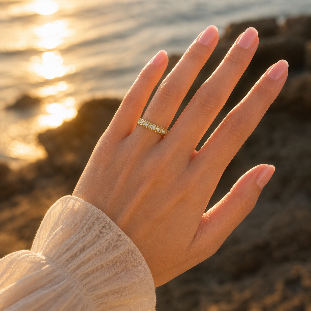 18K Gold Marquise Wedding Band with Round CVD Diamonds