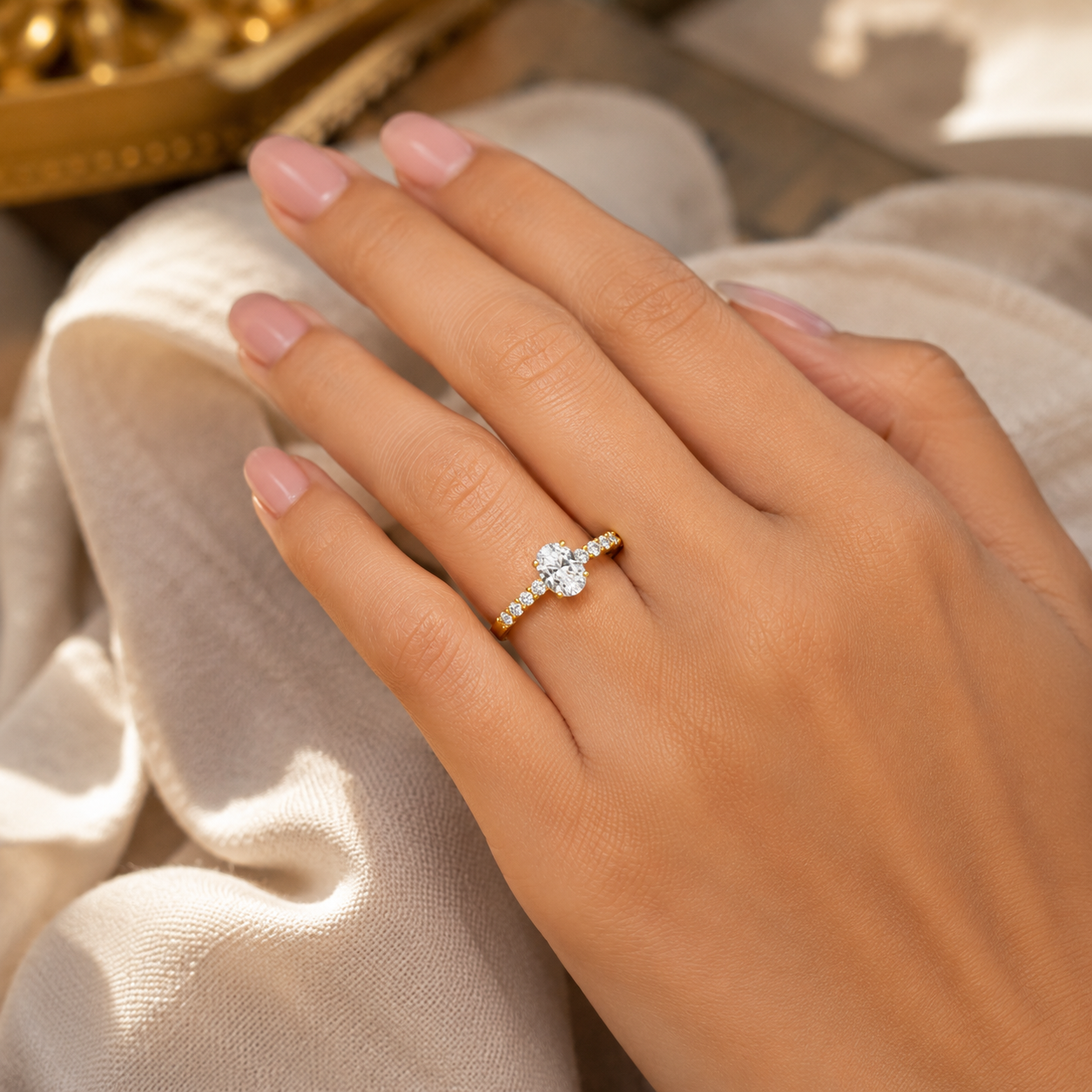 18K Gold Oval CVD Diamond Engagement Ring VVS (3.45g)