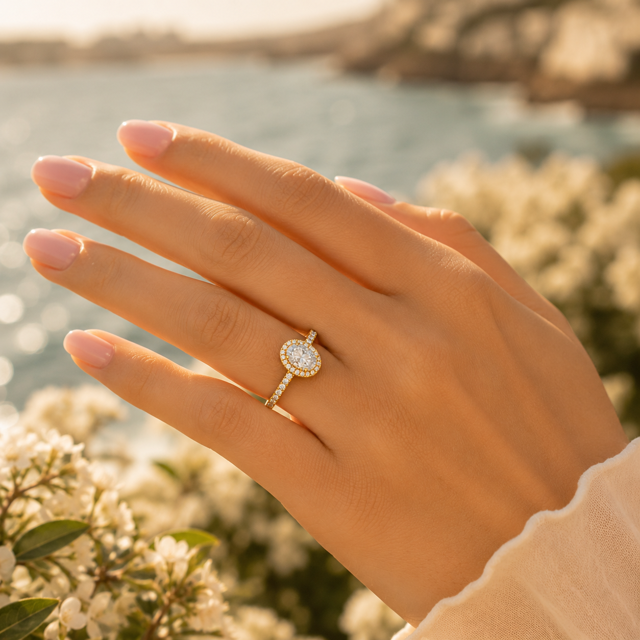 18K Gold Oval Halo Diamond Ring VVS CVD Elegant Design