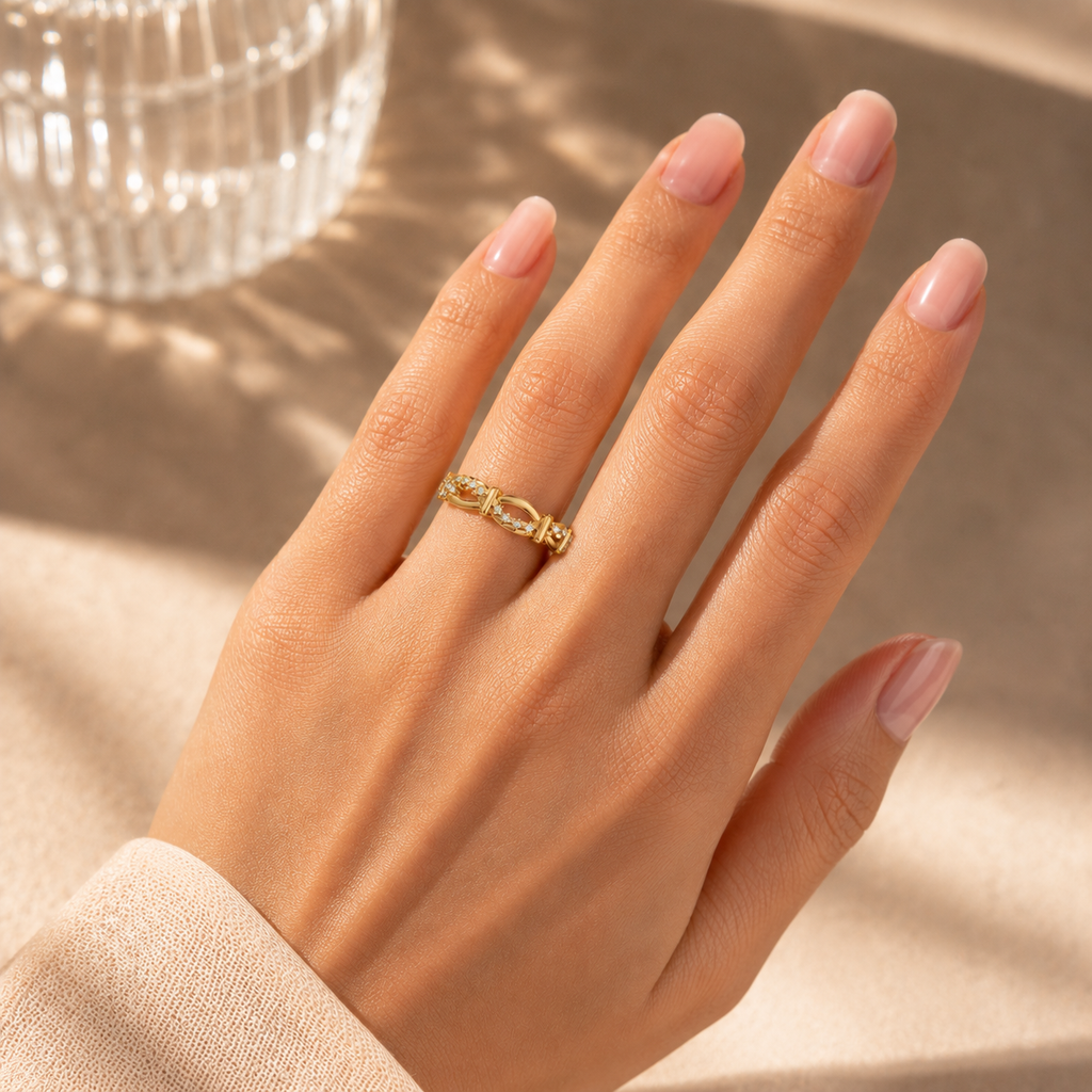 18K Gold Diamond Ring VVS CVD Elegant Fine Jewelry