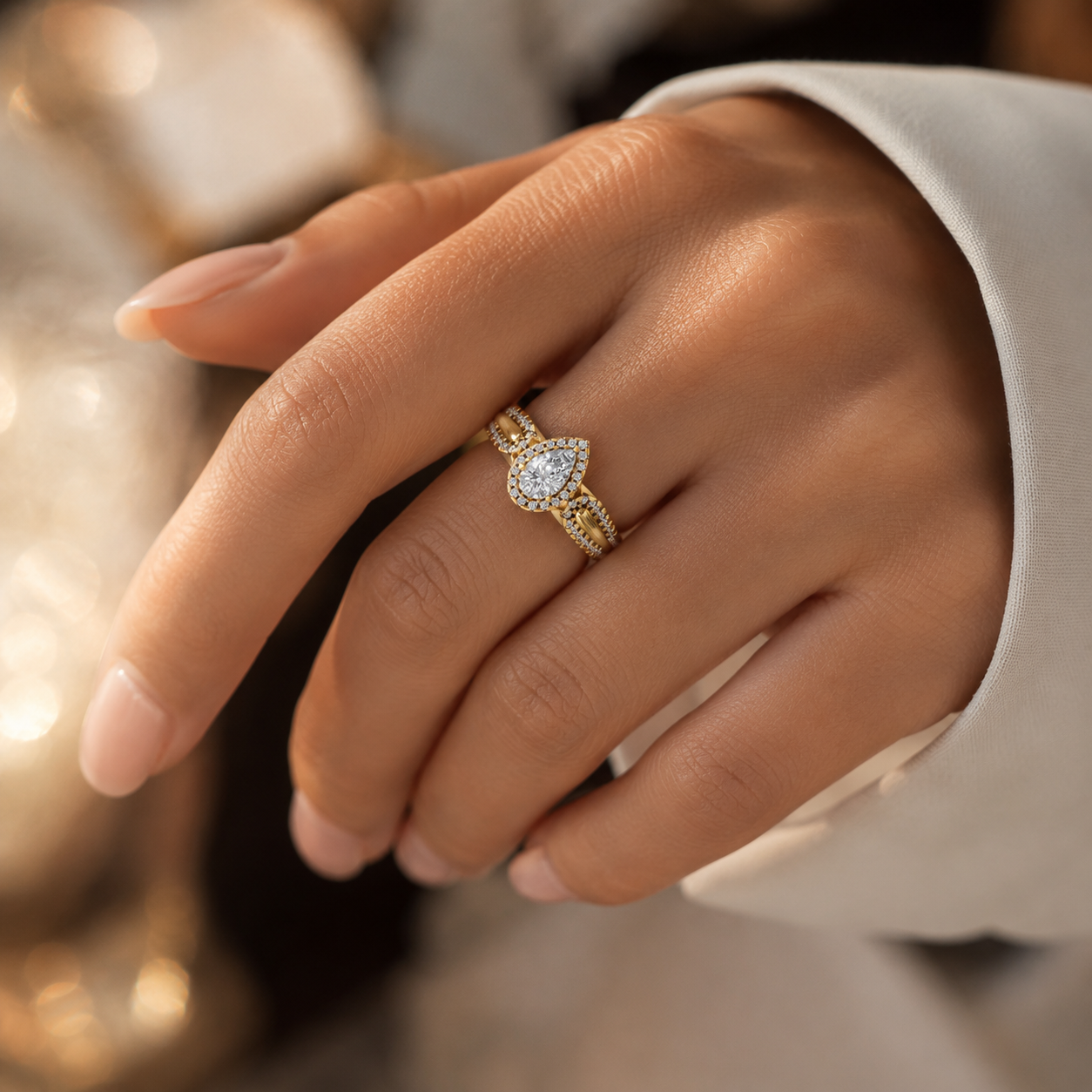 18K Gold Pear Shape CVD Diamond Halo Split Shank Ring