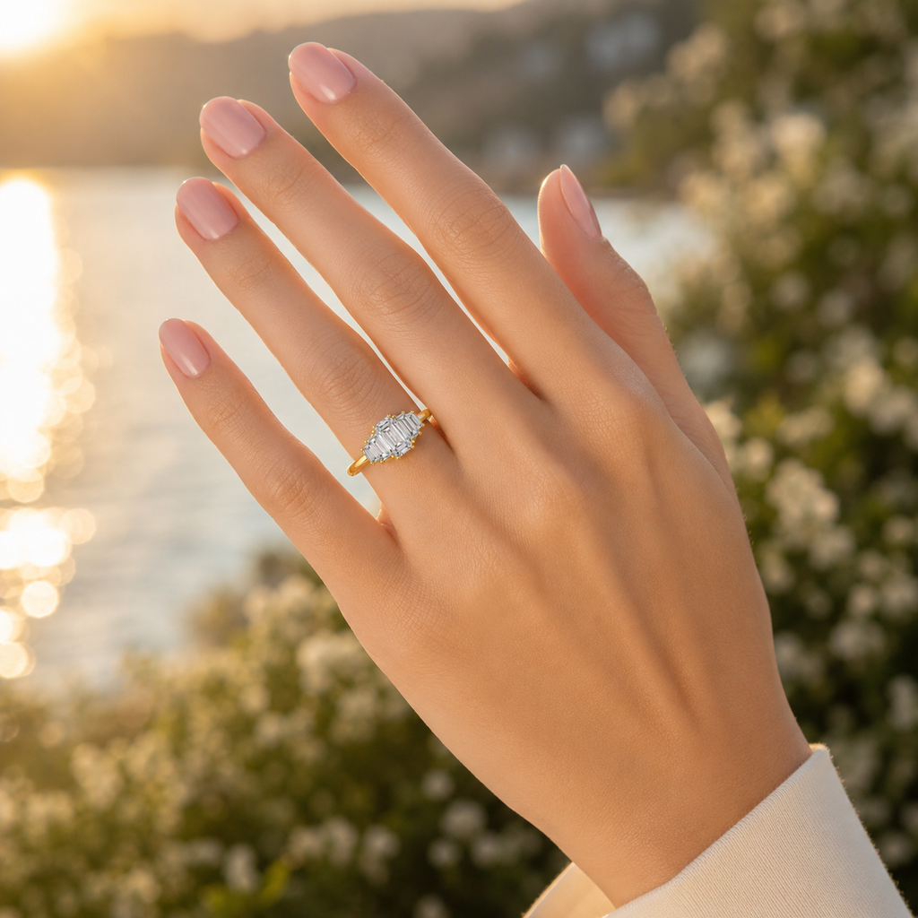 18K Gold CVD Diamond Engagement Ring VVS EF 6.5 US
