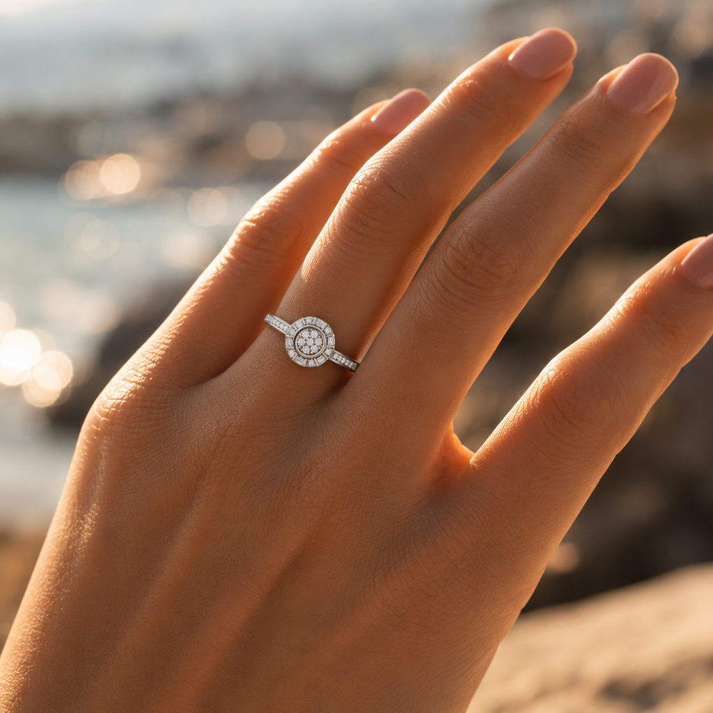 Silver CVD Diamond Ring | VVS EF Minimal Luxury Ring