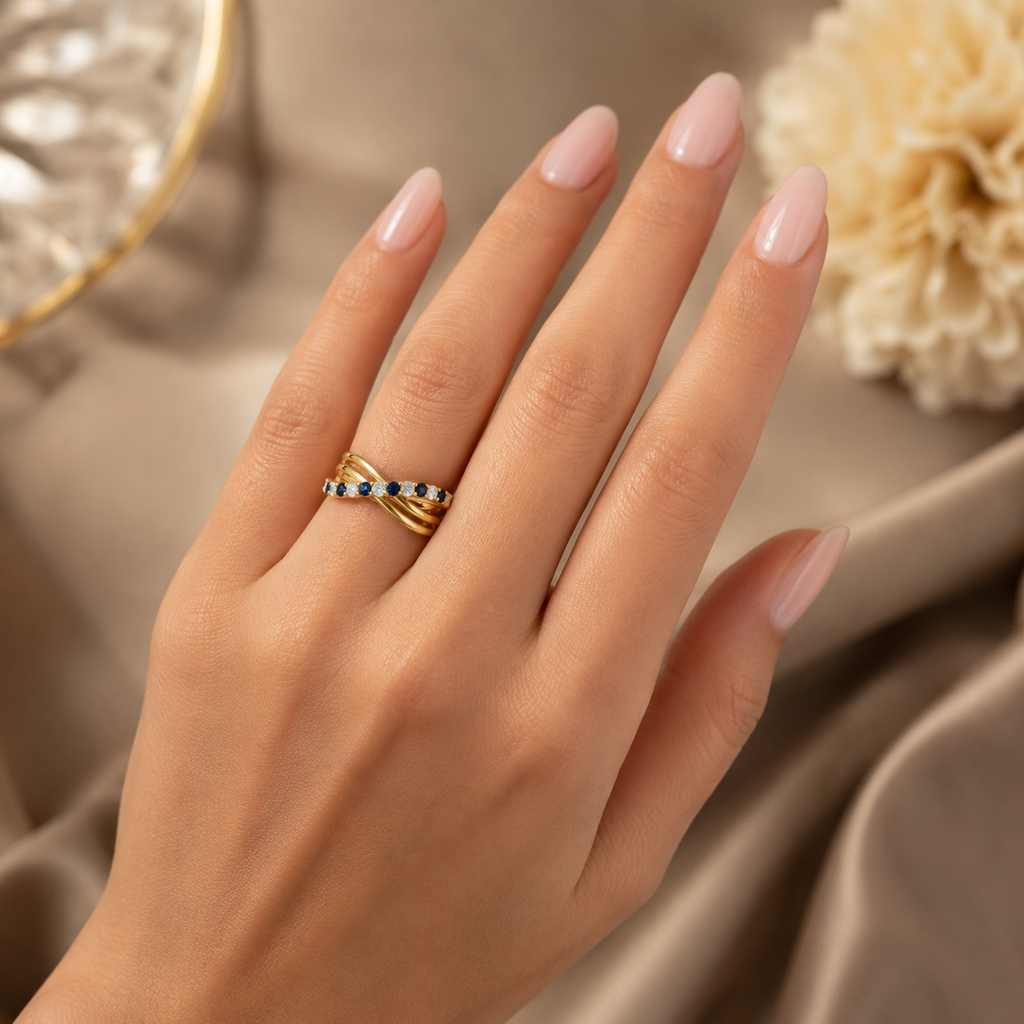 18K gold CVD diamond ring 0.245ct VVS elegant fine ring worn on hand with blue stones
