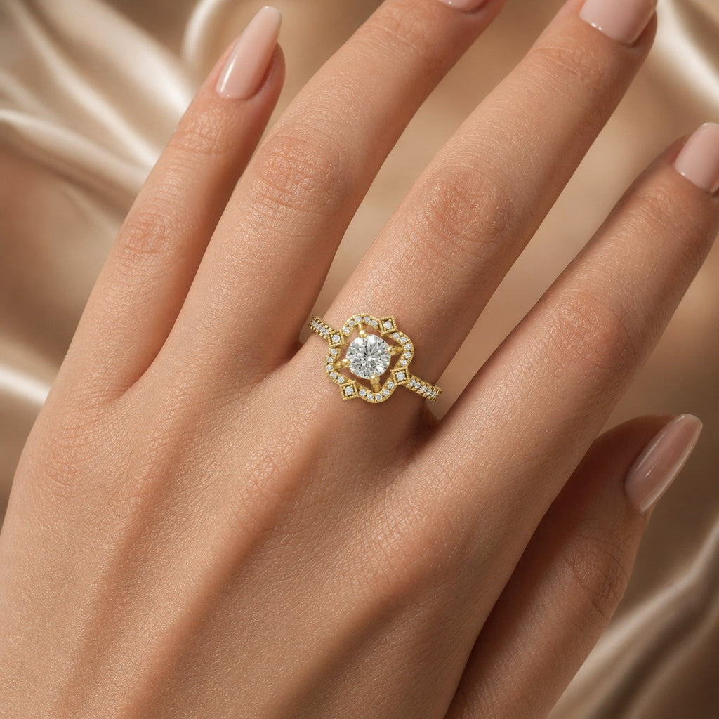 18K Gold CVD Diamond Engagement Ring VVS (0.73 Ct)