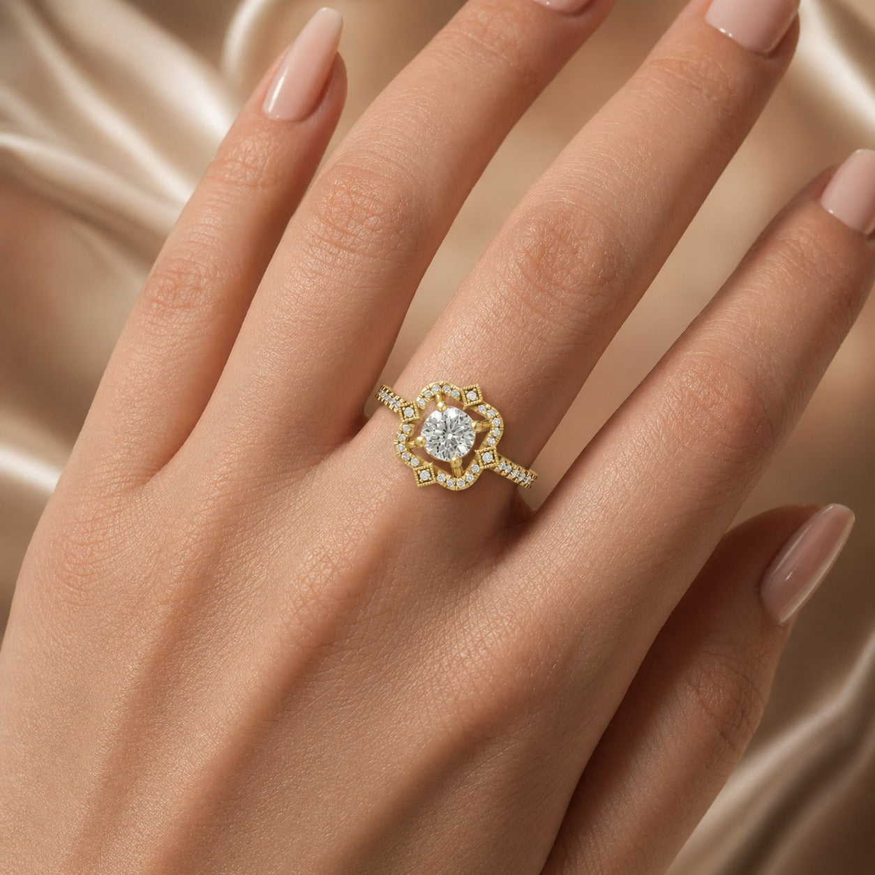 18K Gold CVD Diamond Engagement Ring VVS (0.73 Ct)